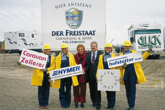 First stone laying at Freistaat Sulzemoos